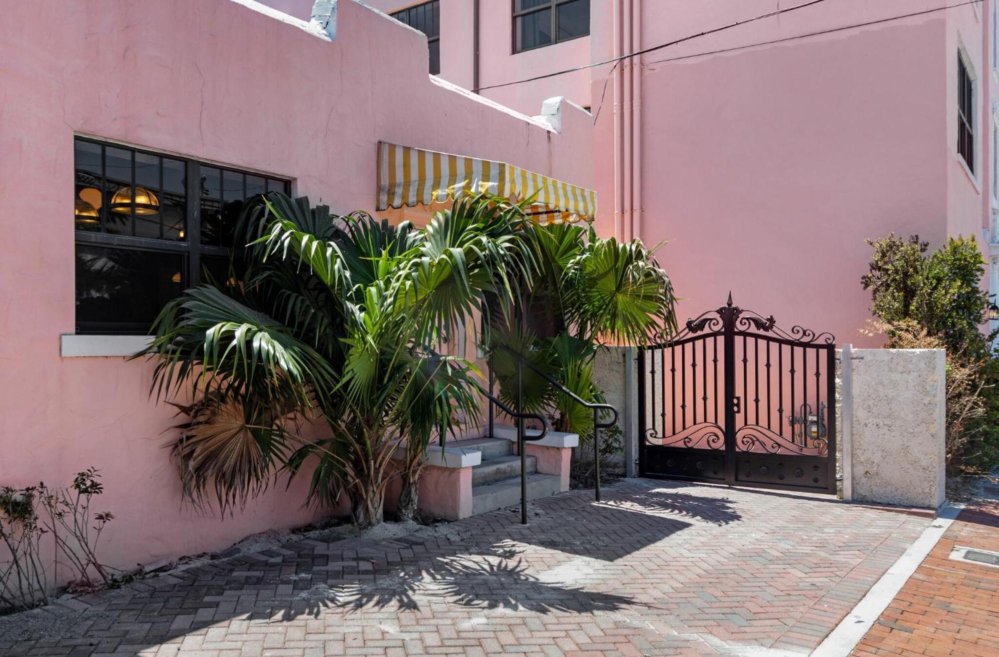 Roami At Tower Hotel - Calle Ocho Miami Eksteriør bilde
